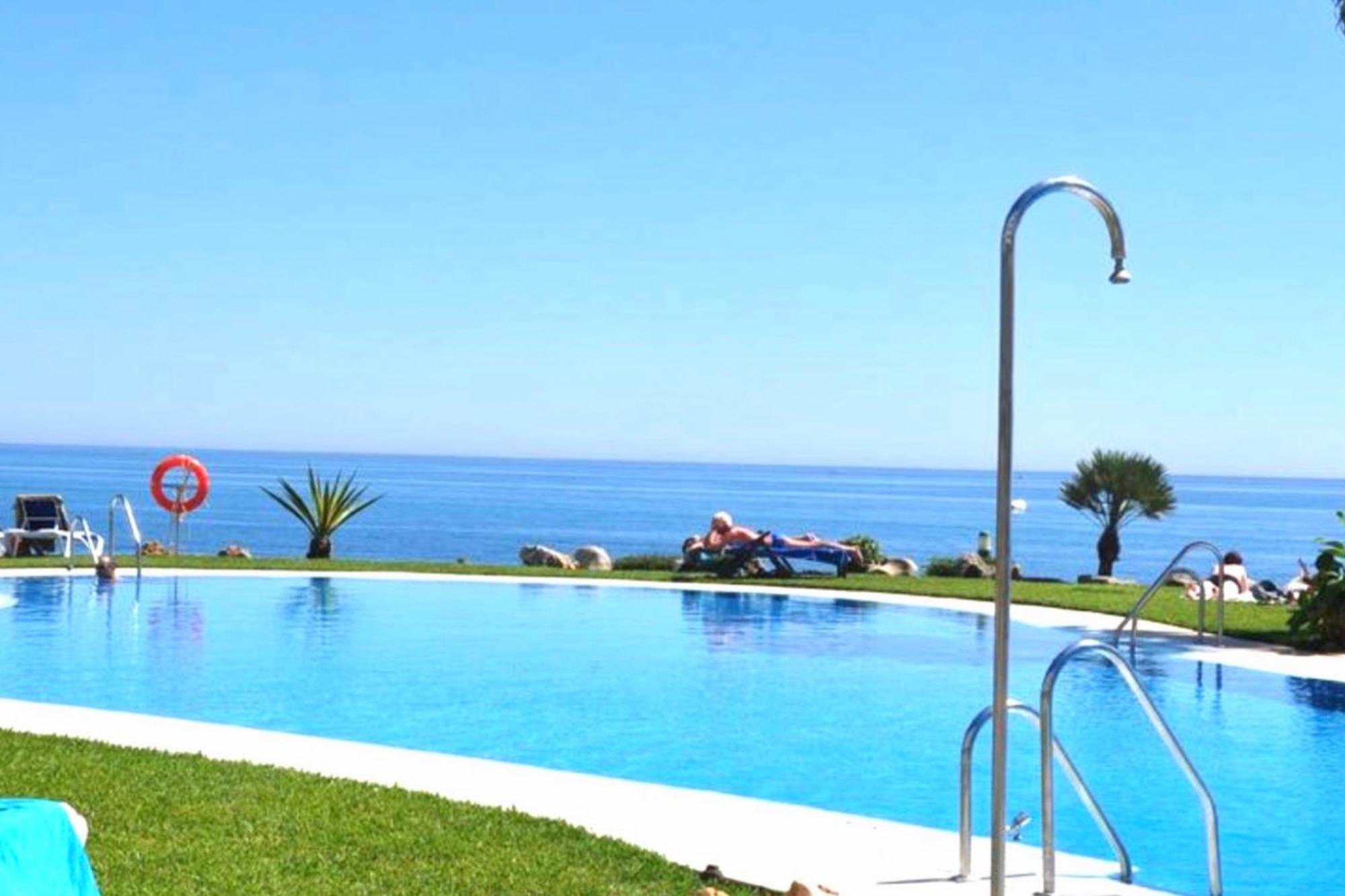 Mi Capricho 2D Beachfront- Apartment With Sea View - Costa Del Sol Sitio de Calahonda Екстериор снимка